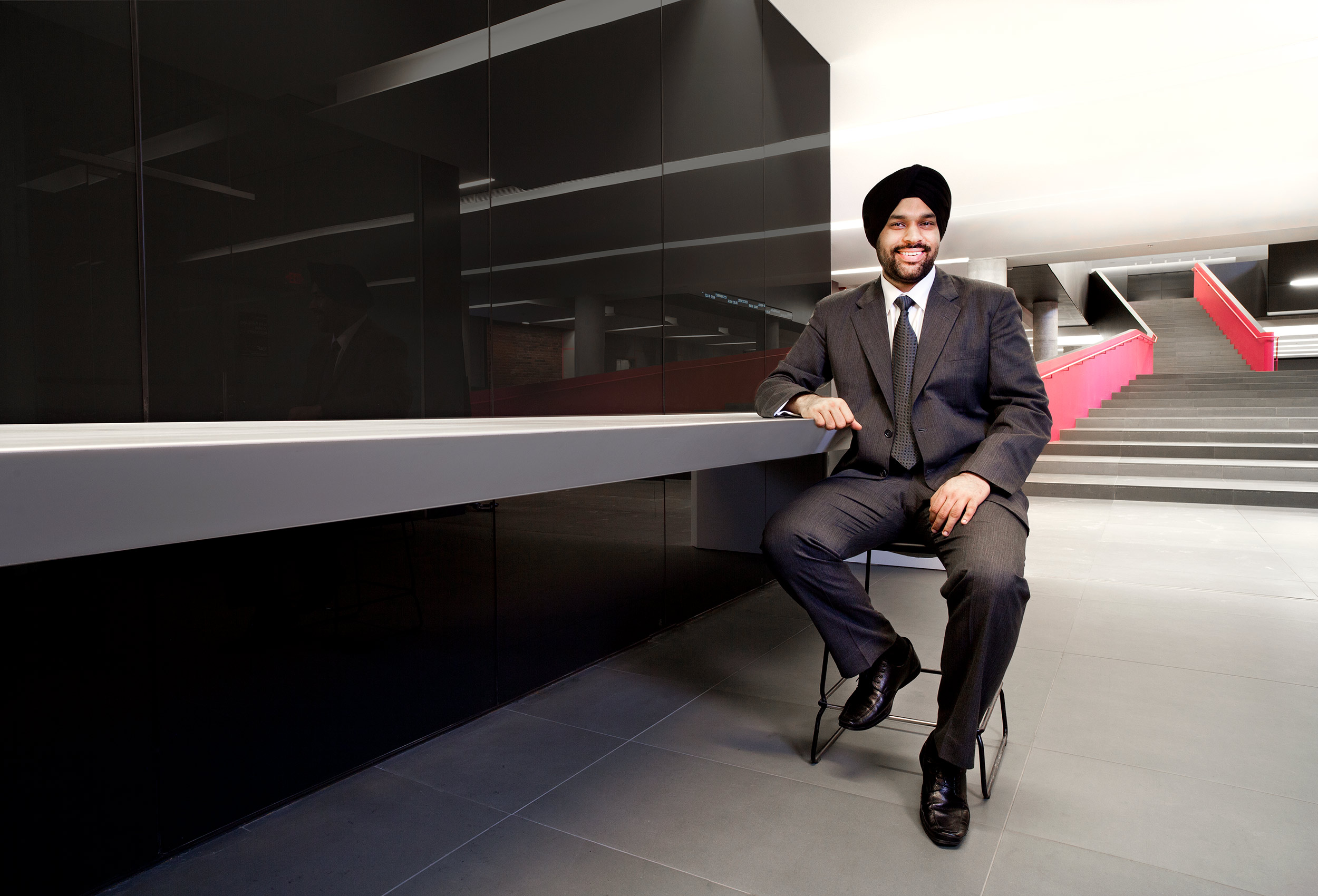 a-rotman-school-of-management-mba-student-has-his-portrait-taken-at-the-university-of-toronto-campus