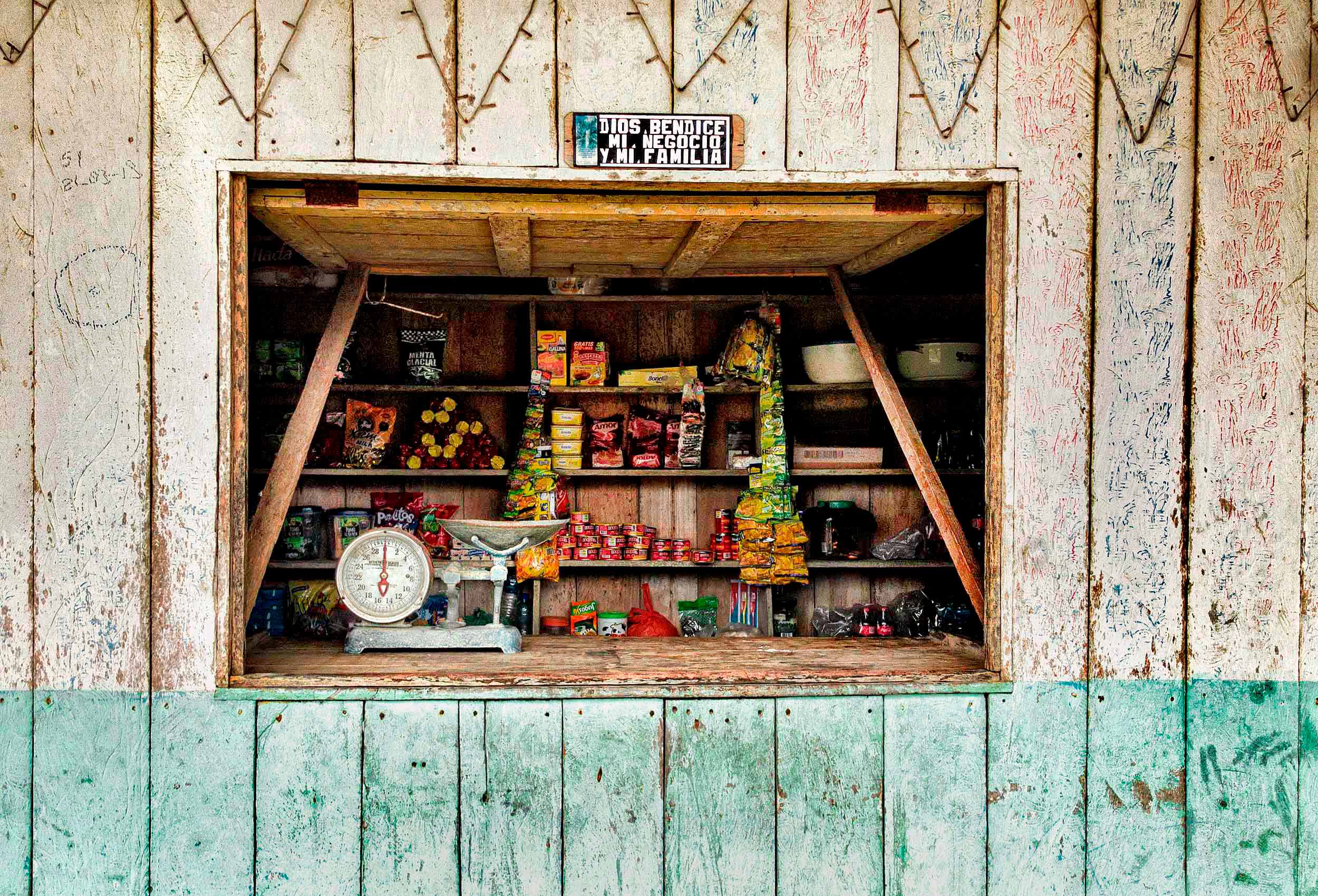a-rural-food-shop-in-mompiche-ecuador-by-travel-photographer-John-Hryniuk